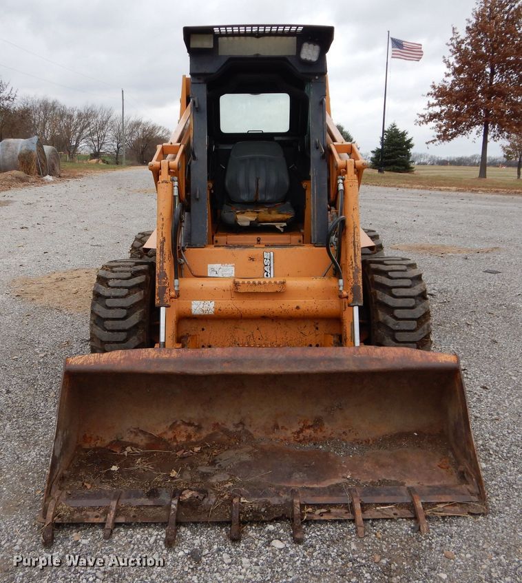image for item DS6300 2000 Case 1845C  skid steer loader