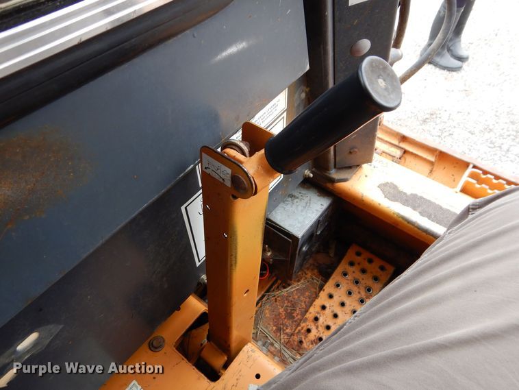 image for item DS6300 2000 Case 1845C  skid steer loader