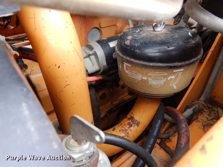 image for item DS6300 2000 Case 1845C  skid steer loader