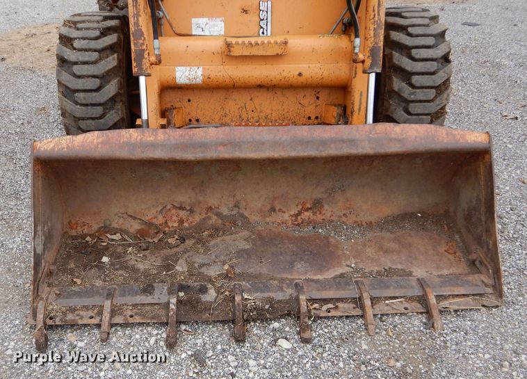 image for item DS6300 2000 Case 1845C  skid steer loader