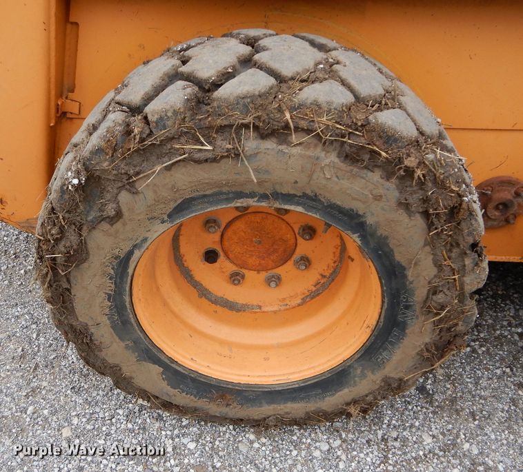 image for item DS6300 2000 Case 1845C  skid steer loader