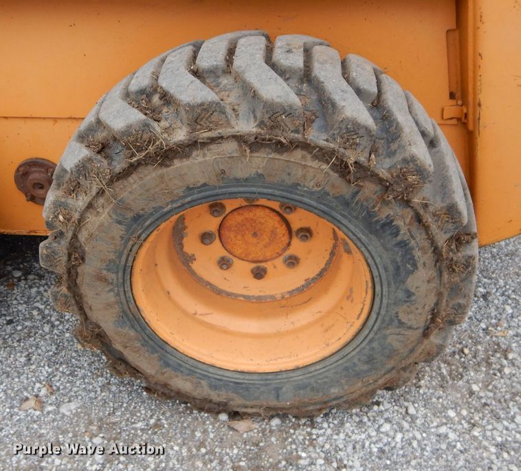 image for item DS6300 2000 Case 1845C  skid steer loader