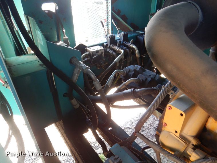 image for item DS8247 2007 Powerscreen Phoenix 3300  trommel screen