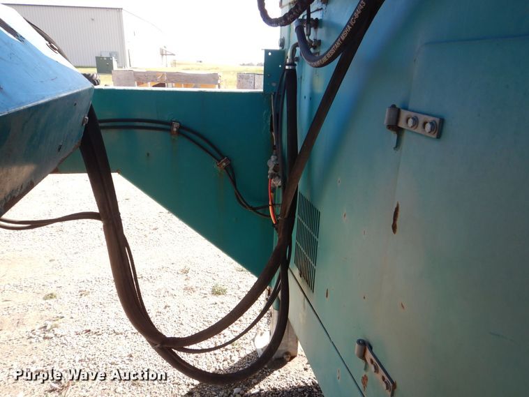 image for item DS8247 2007 Powerscreen Phoenix 3300  trommel screen