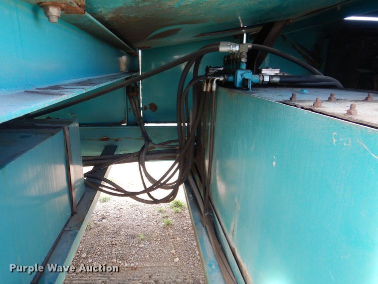 image for item DS8247 2007 Powerscreen Phoenix 3300  trommel screen