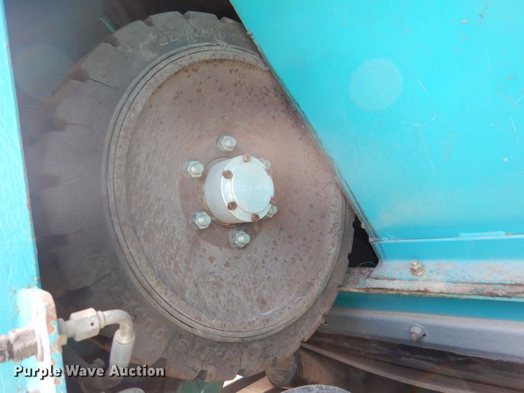 image for item DS8247 2007 Powerscreen Phoenix 3300  trommel screen