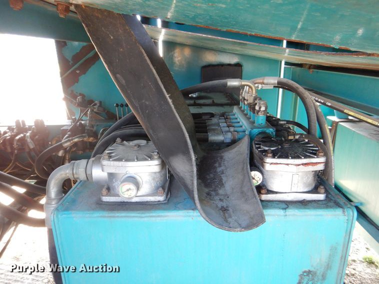 image for item DS8247 2007 Powerscreen Phoenix 3300  trommel screen