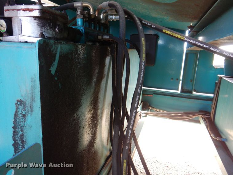 image for item DS8247 2007 Powerscreen Phoenix 3300  trommel screen