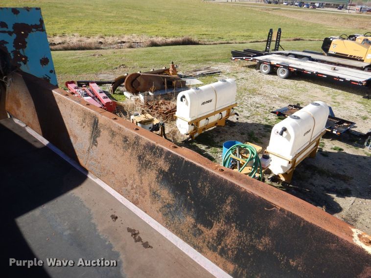 image for item DS8247 2007 Powerscreen Phoenix 3300  trommel screen