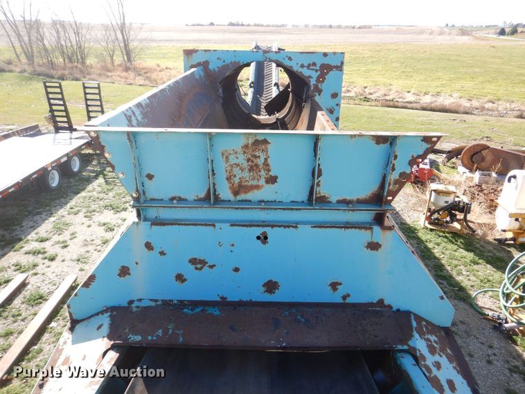 image for item DS8247 2007 Powerscreen Phoenix 3300  trommel screen