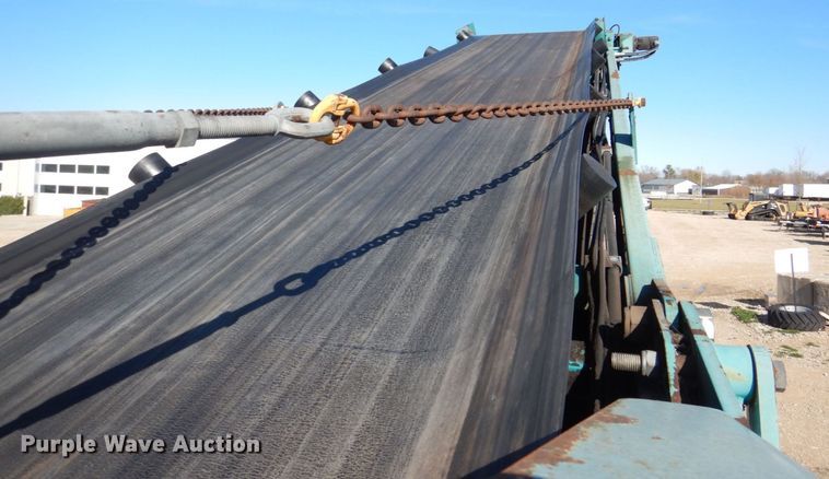 image for item DS8247 2007 Powerscreen Phoenix 3300  trommel screen