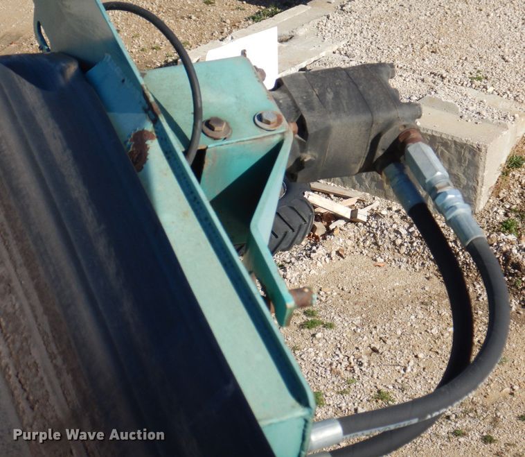 image for item DS8247 2007 Powerscreen Phoenix 3300  trommel screen