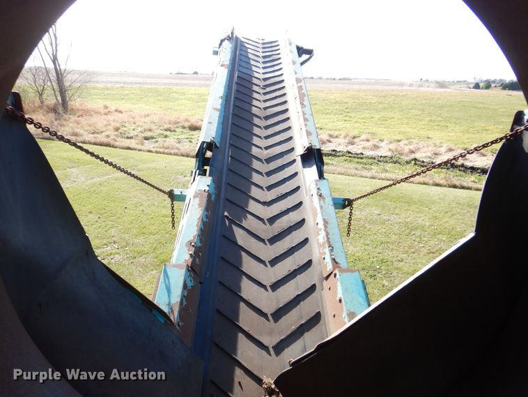 image for item DS8247 2007 Powerscreen Phoenix 3300  trommel screen