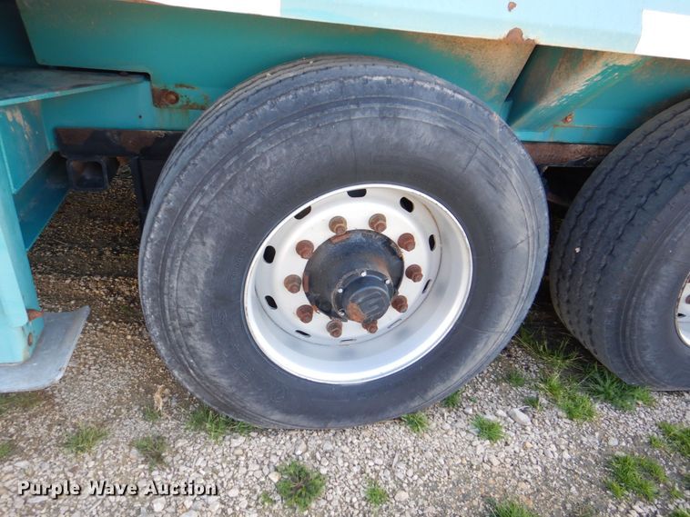 image for item DS8247 2007 Powerscreen Phoenix 3300  trommel screen