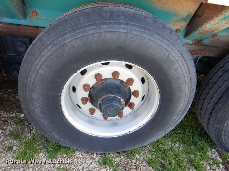 image for item DS8247 2007 Powerscreen Phoenix 3300  trommel screen