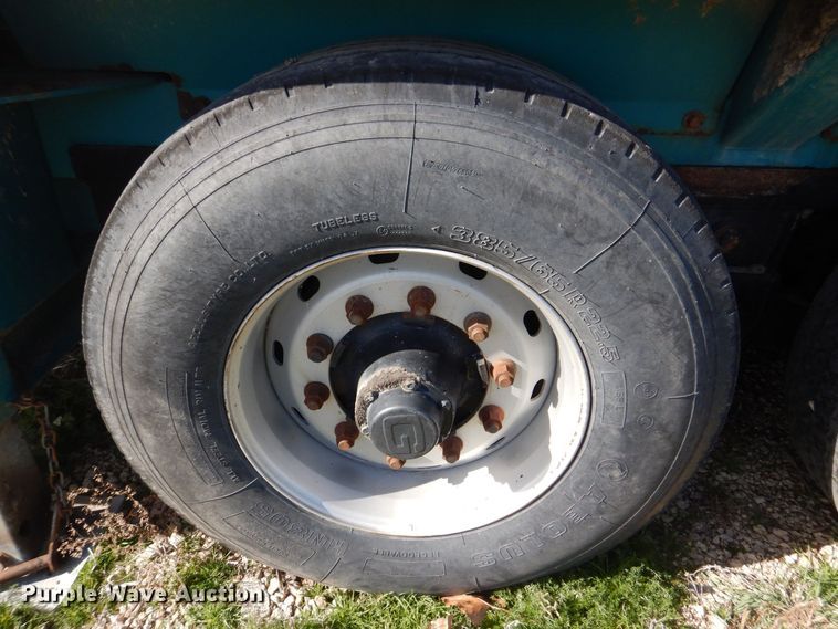 image for item DS8247 2007 Powerscreen Phoenix 3300  trommel screen