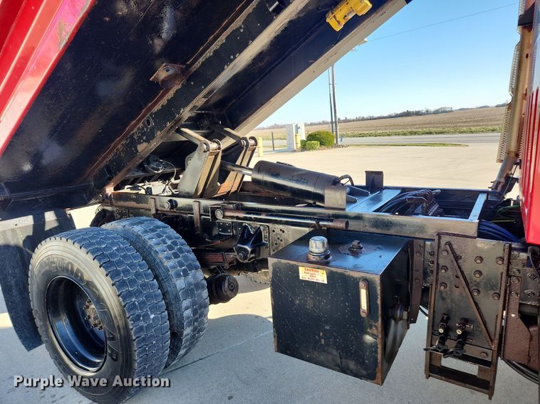 image for item EA9435 2007 GMC C8500  dump truck