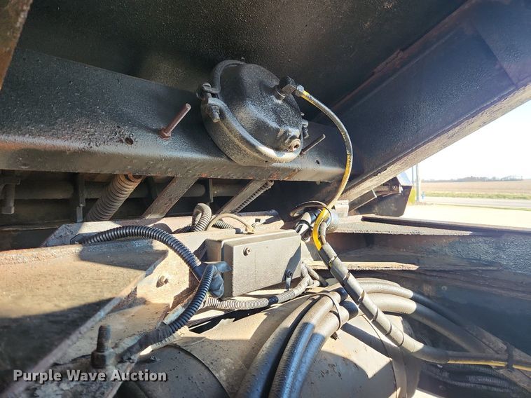 image for item EA9435 2007 GMC C8500  dump truck