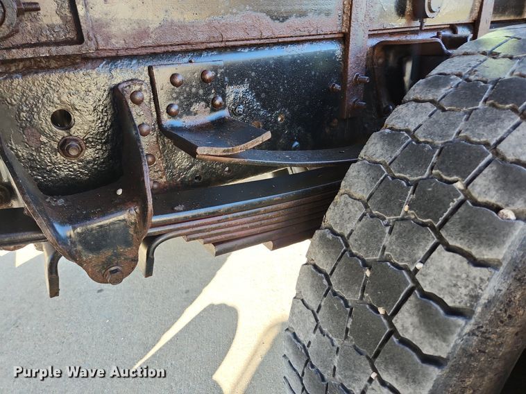 image for item EA9435 2007 GMC C8500  dump truck