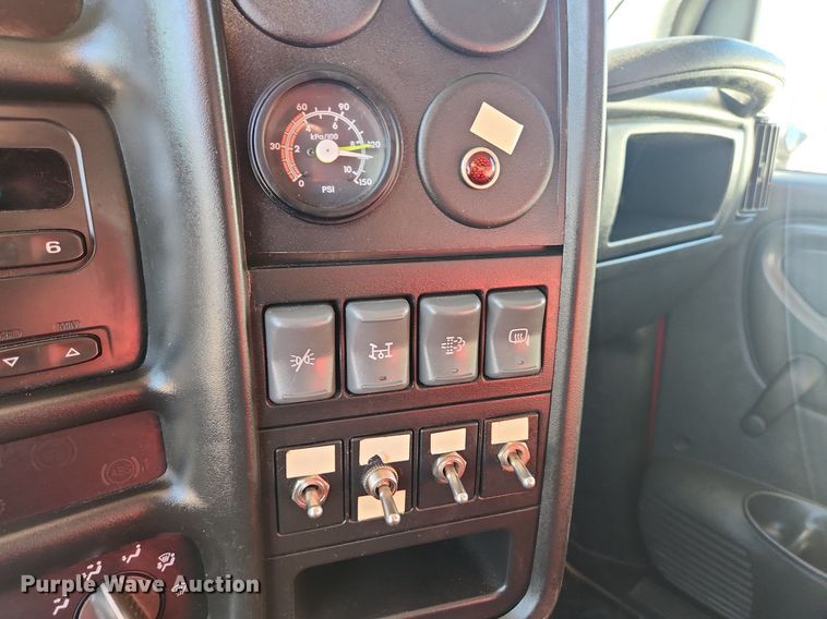 image for item EA9435 2007 GMC C8500  dump truck