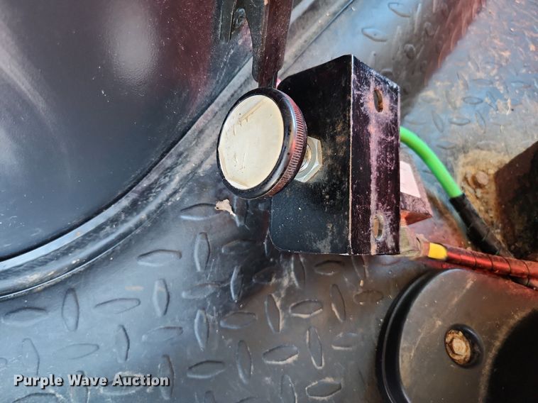 image for item EA9435 2007 GMC C8500  dump truck