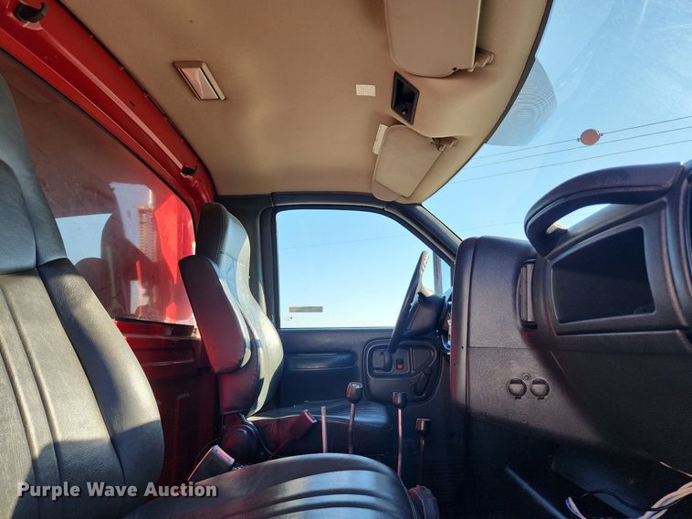 image for item EA9435 2007 GMC C8500  dump truck