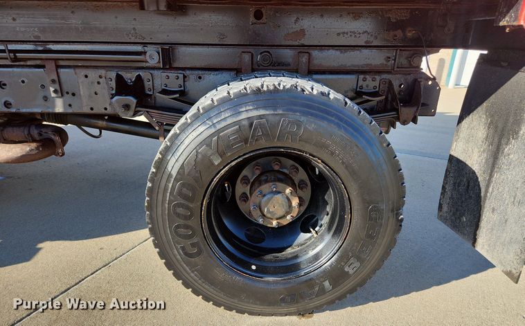 image for item EA9435 2007 GMC C8500  dump truck