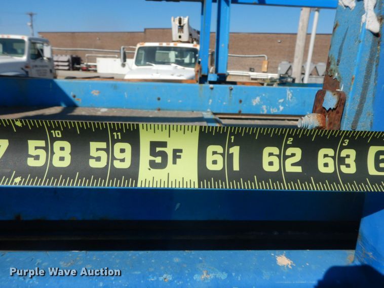 image for item HF9462 2007 Genie GS-3268  scissor lift