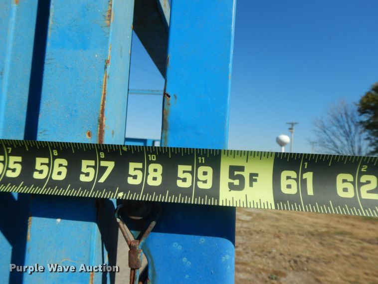 image for item HF9462 2007 Genie GS-3268  scissor lift