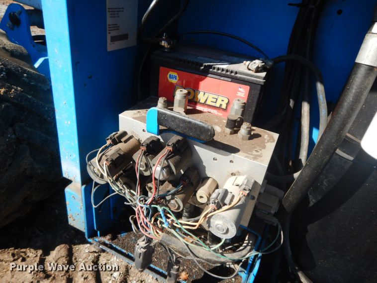 image for item HF9462 2007 Genie GS-3268  scissor lift