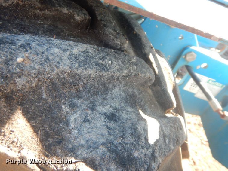 image for item HF9462 2007 Genie GS-3268  scissor lift