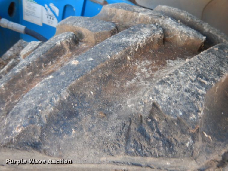 image for item HF9462 2007 Genie GS-3268  scissor lift