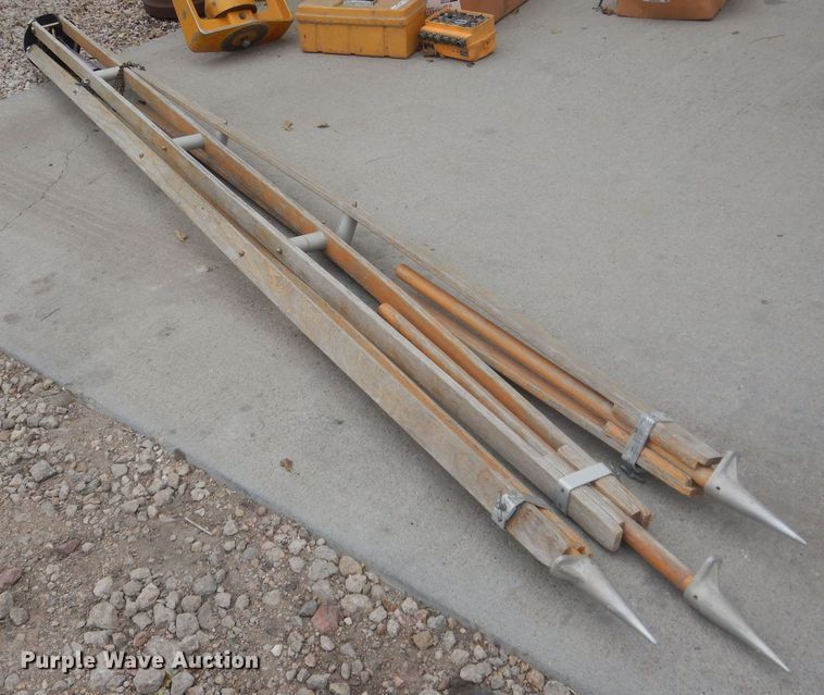 image for item HQ9528 (2) Spectra Physics Laser Plane laser levels