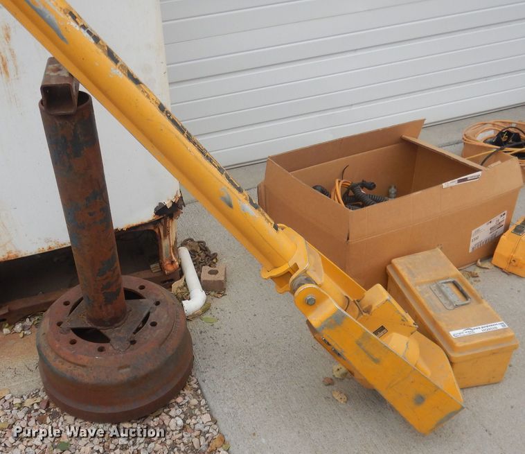 image for item HQ9528 (2) Spectra Physics Laser Plane laser levels