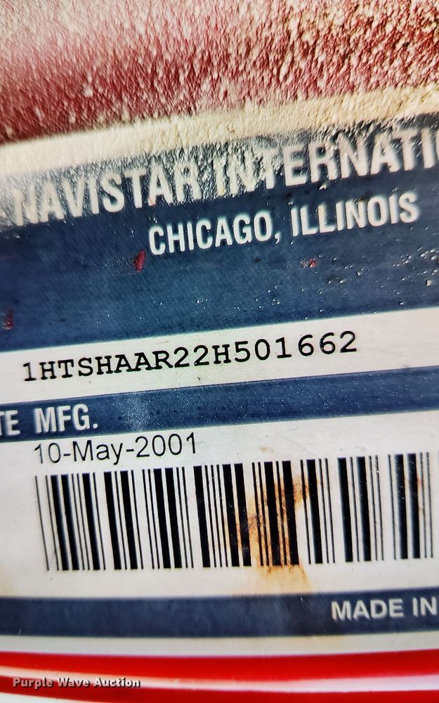 image for item JB9756 2002 International 4900  dump truck