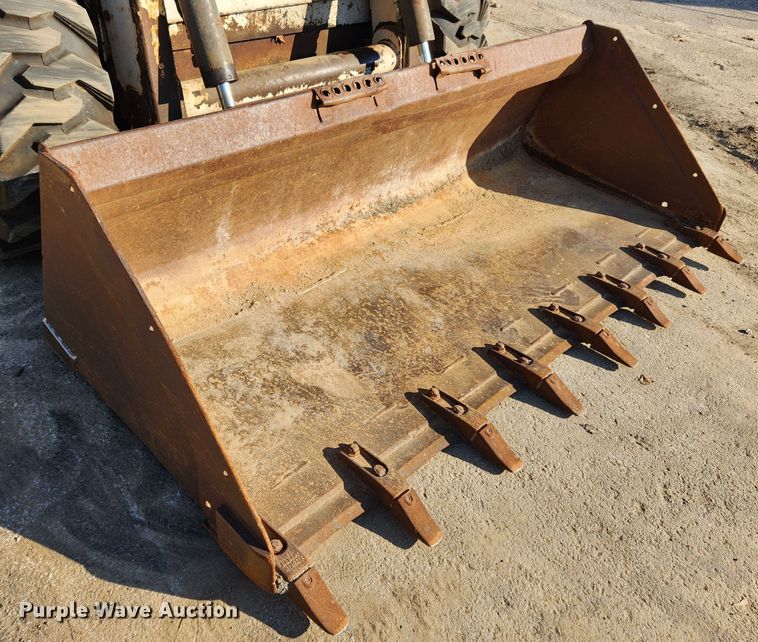 image for item JB9761 1999 Bobcat 963  skid steer loader