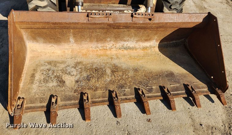 image for item JB9761 1999 Bobcat 963  skid steer loader