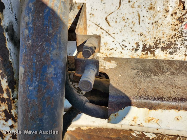 image for item JB9761 1999 Bobcat 963  skid steer loader