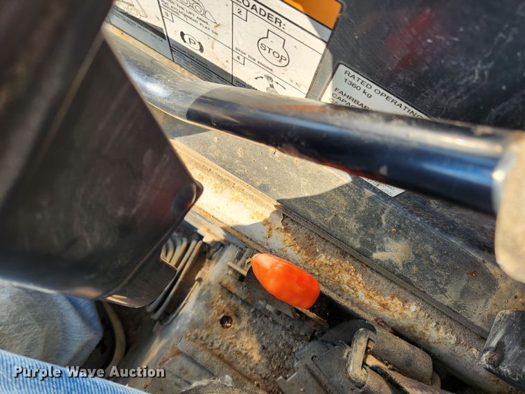 image for item JB9761 1999 Bobcat 963  skid steer loader