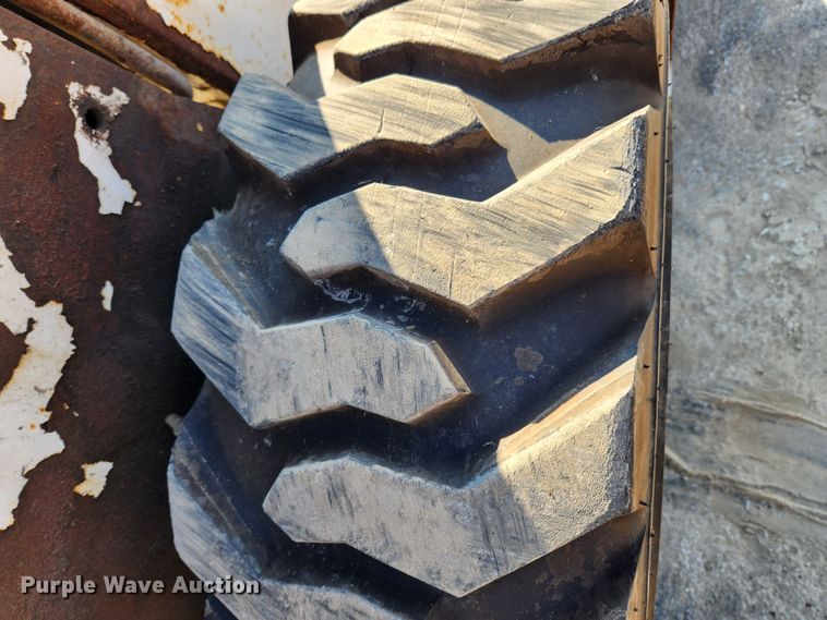 image for item JB9761 1999 Bobcat 963  skid steer loader