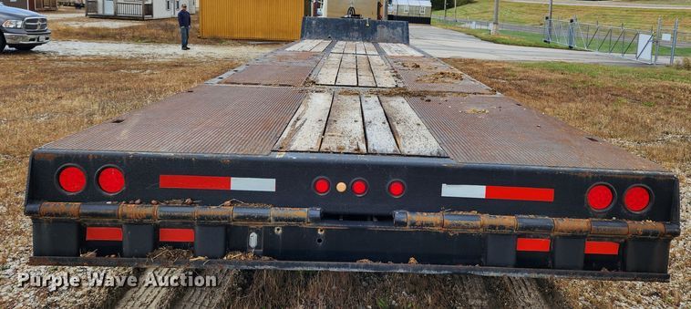 image for item JB9788 2008 Trail King TK110HT-443  drop deck trailer