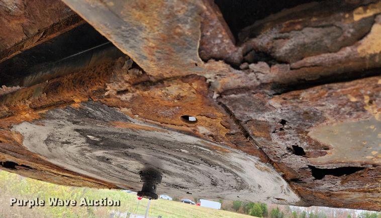 image for item JB9788 2008 Trail King TK110HT-443  drop deck trailer