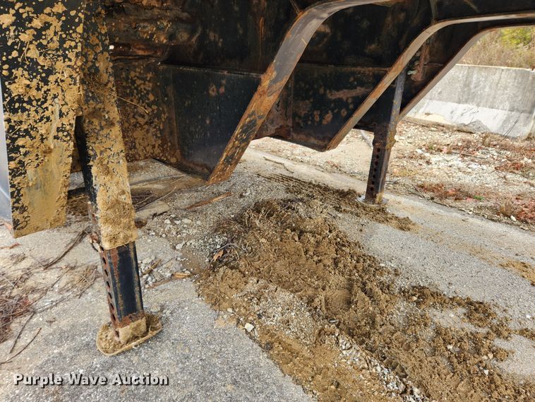 image for item JB9788 2008 Trail King TK110HT-443  drop deck trailer