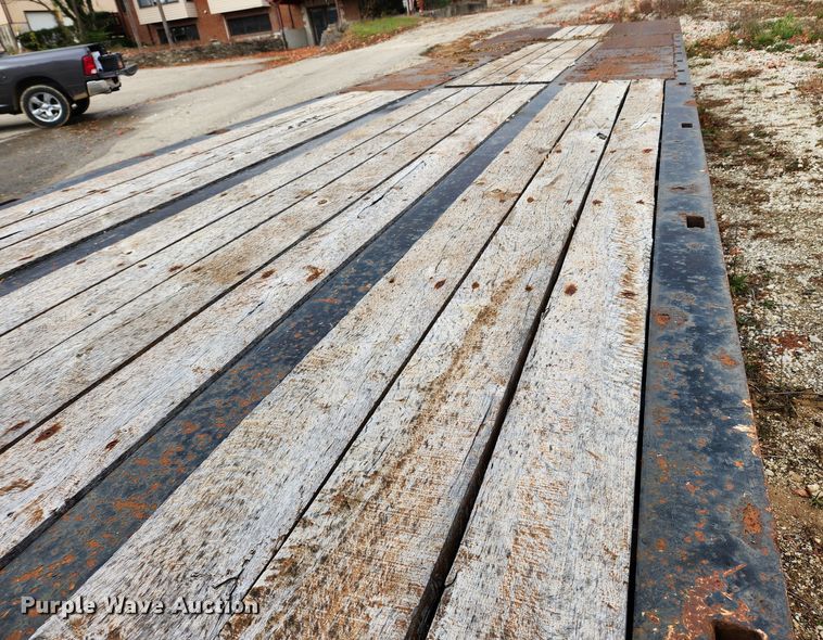 image for item JB9788 2008 Trail King TK110HT-443  drop deck trailer