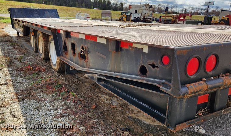 image for item JB9788 2008 Trail King TK110HT-443  drop deck trailer
