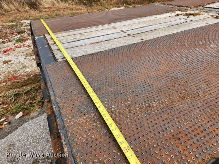 image for item JB9788 2008 Trail King TK110HT-443  drop deck trailer