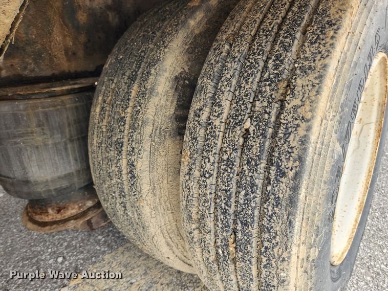 image for item JB9788 2008 Trail King TK110HT-443  drop deck trailer