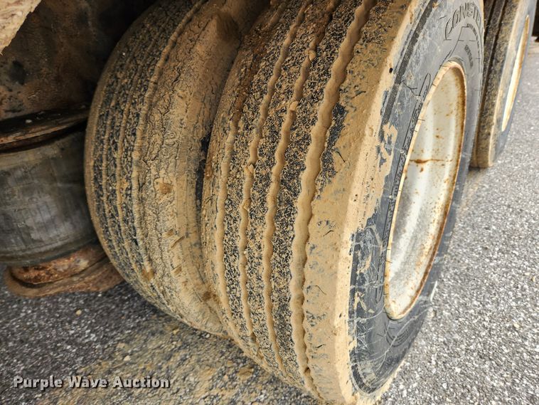 image for item JB9788 2008 Trail King TK110HT-443  drop deck trailer