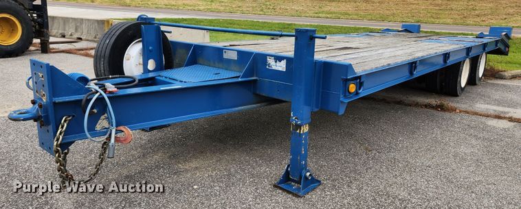 image for item JB9791 2013 Trail King TK40LP-262  equipment trailer