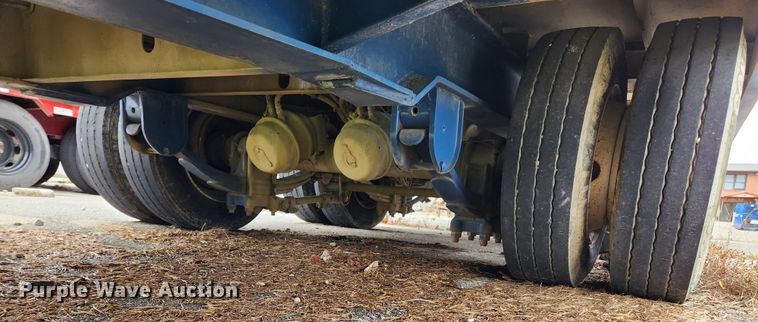 image for item JB9791 2013 Trail King TK40LP-262  equipment trailer